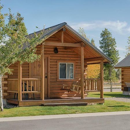 Vila Yellowstone Grizzly Rv Park And Cabins West Yellowstone Exteriér fotografie