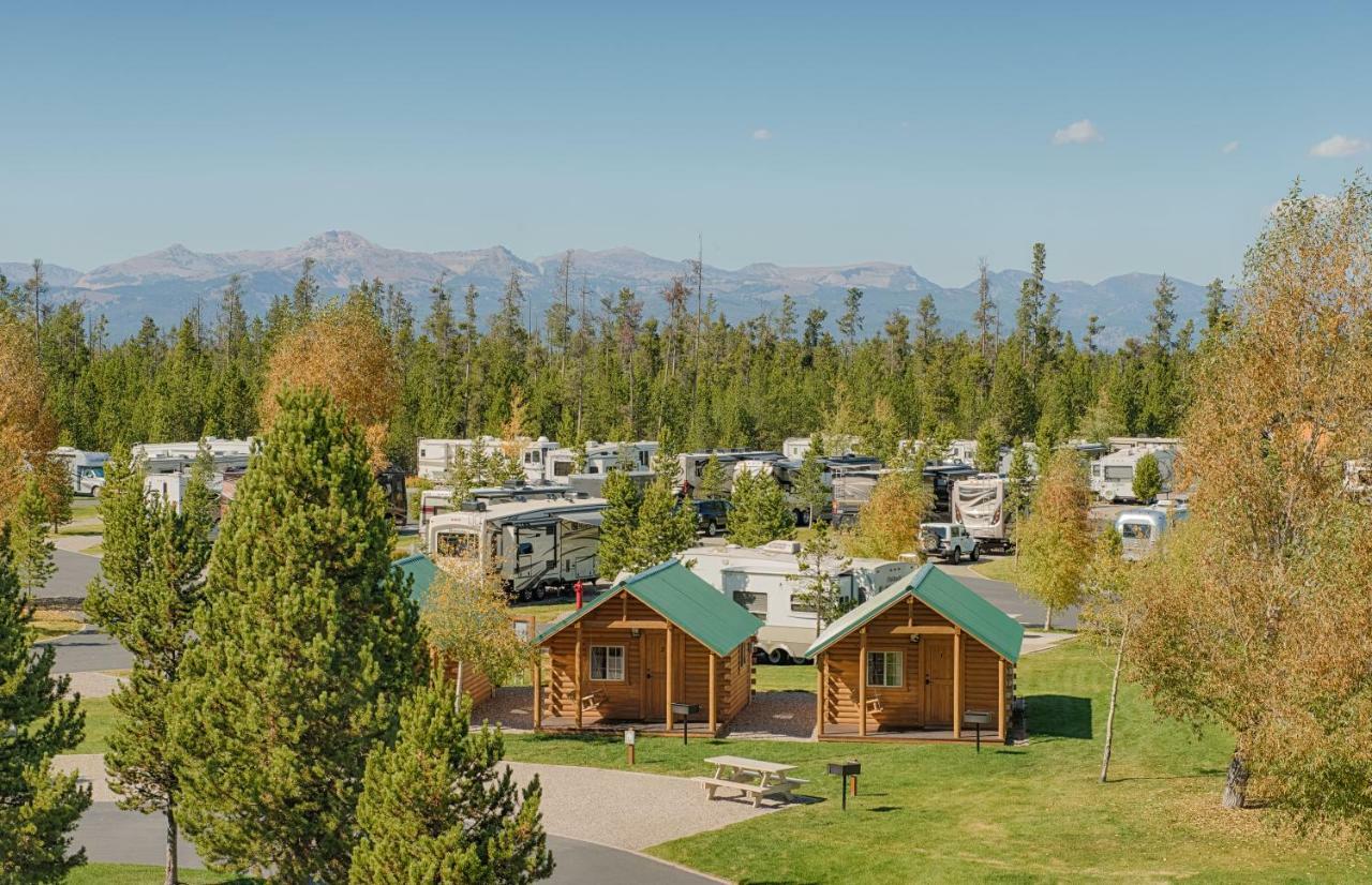 Vila Yellowstone Grizzly Rv Park And Cabins West Yellowstone Exteriér fotografie